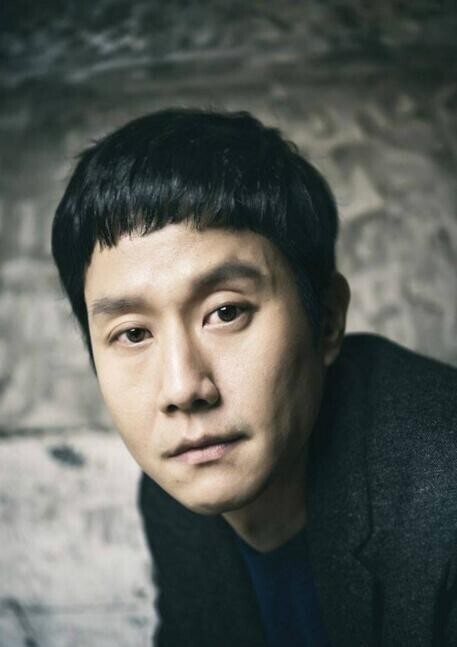 郑宇曾凭借什么得了男子新人奖? 郑宇曾凭借什么得了男子新人奖?