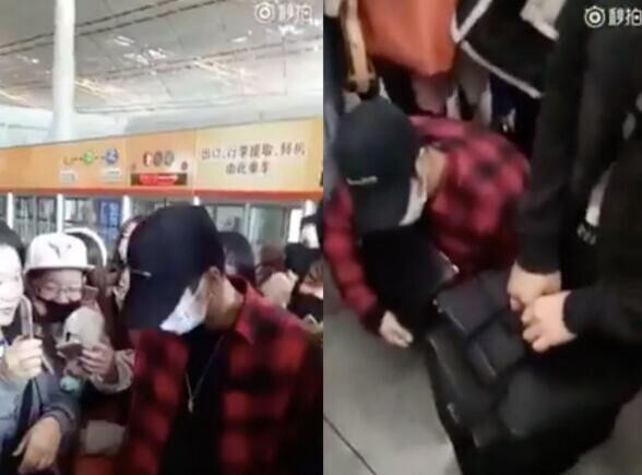 王嘉尔在机场无奈蹲下的影片曝光了? 王嘉尔在机场无奈蹲下的影片曝光了?