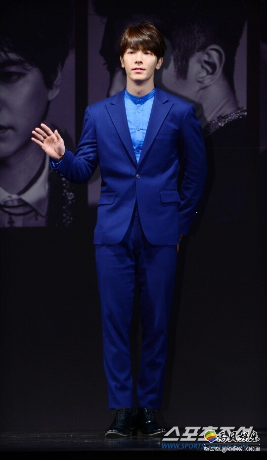 男团Super Junior成员东海通过个人SNS公开了一封亲笔信