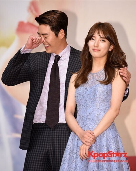 《任意依恋》在首尔酒店举行了制作发表会