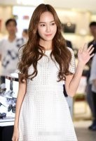 韩星Jessica现身某品牌粉丝签名会 韩星Jessica现身某品牌粉丝签名会