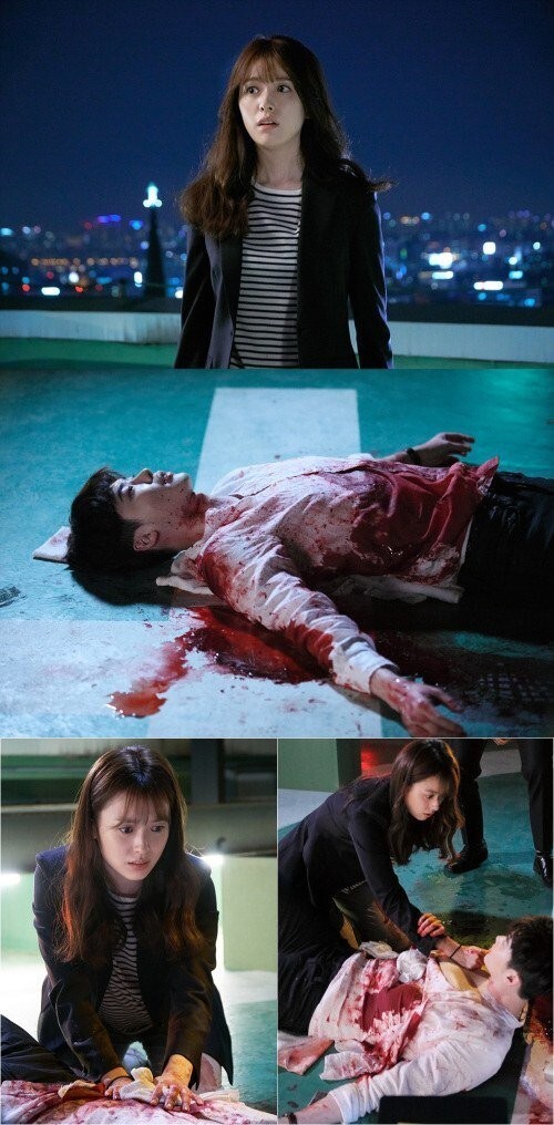 《W-两个世界》公开了一组新剧照