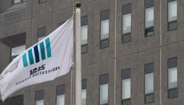 某知名女团成员的亲哥哥因涉嫌吸毒被检方调查的消息爆出 某知名女团成员的亲哥哥因涉嫌吸毒被检方调查的消息爆出