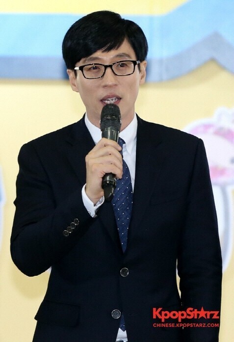 刘在石为遭受台风袭击市民捐款 刘在石为遭受台风袭击市民捐款