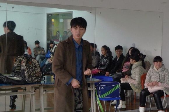 有网友爆料陈晓曾在培训学校担任艺考表演班的老师 有网友爆料陈晓曾在培训学校担任艺考表演班的老师