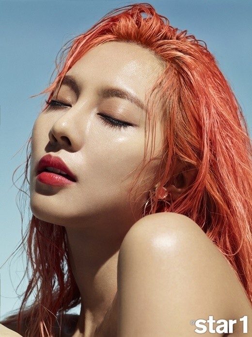 miss A成员Fei携手某时尚杂志拍摄的8月号最新画报21日公开