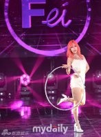 missA霏等参加了SBS MTV《The show》节目的现场直播