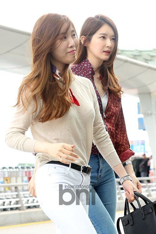 Davichi现身仁川国际机场，前往美国参加“KCON 2016 LA”演唱会