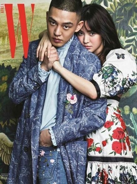 演员宋慧乔和刘亚仁合体为时尚杂志W Korea拍摄的3月号画报 演员宋慧乔和刘亚仁合体为时尚杂志W Korea拍摄的3月号画报