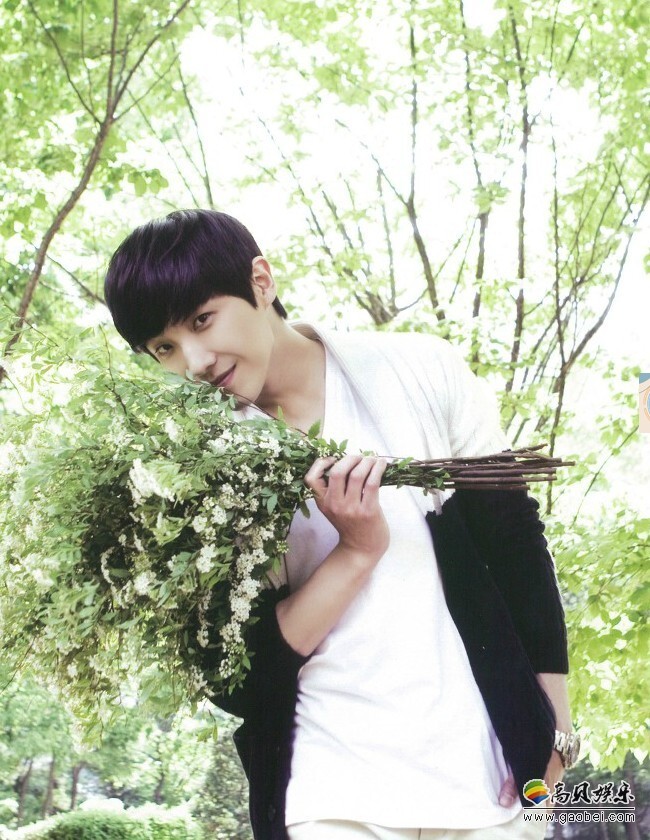 孰料李准接著透露：「我小时候想跟文熙俊结婚」