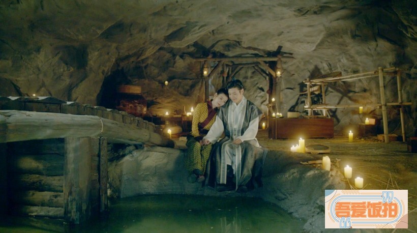 《步步惊心：丽》公开姜河那和IU在秘密洞穴约会的剧照
