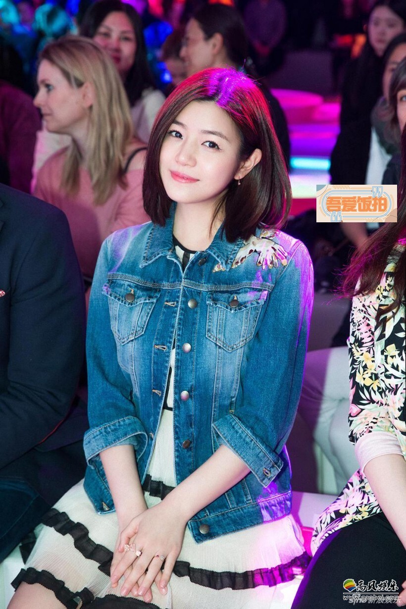 3月17日陈妍希亮相某品牌生日派对活动