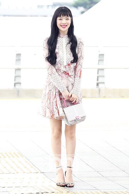 雪莉现身仁川国际机场,前往瑞士苏黎世拍摄写真 雪莉现身仁川国际机场,前往瑞士苏黎世拍摄写真