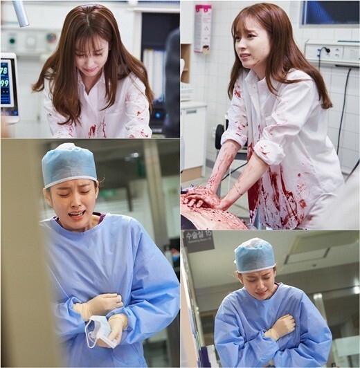 《W-两个世界》公开第六集剧照,满身鲜血的韩孝周失声痛哭 《W-两个世界》公开第六集剧照,满身鲜血的韩孝周失声痛哭