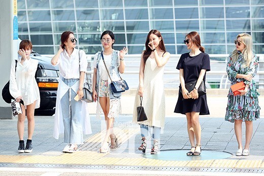 T-ara现身仁川国际机场,飞往中国上海参加“2016 亚洲音乐节” T-ara现身仁川国际机场,飞往中国上海参加“2016 亚洲音乐节”