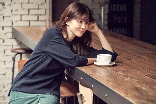 李宝英为法国某时尚品牌拍摄的写真公开 李宝英为法国某时尚品牌拍摄的写真公开