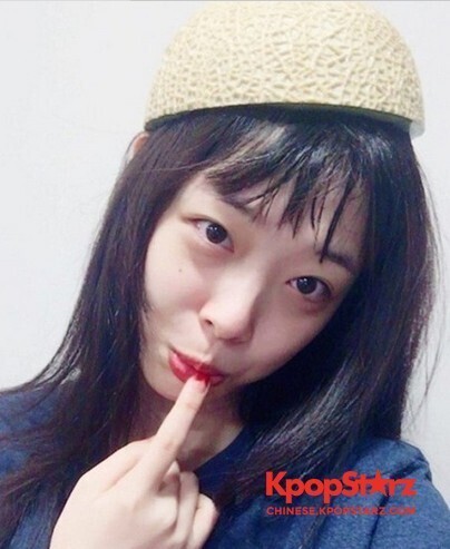 雪莉SNS更新照片,展现青春可爱 雪莉SNS更新照片,展现青春可爱