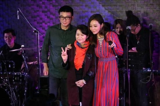 一段卓伟做客某节目时的视频在网络流传 一段卓伟做客某节目时的视频在网络流传