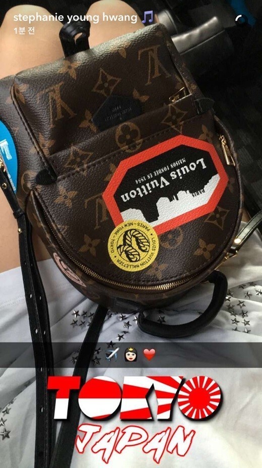 Tiffany发布一张带有日本军旗图案的照片而遭到了韩国网民的抨击