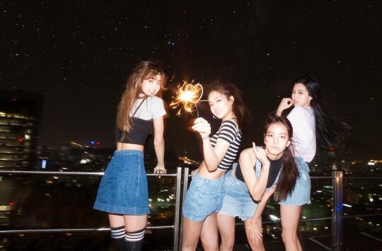 BLACKPINK以《口哨》席卷了八大音乐网站周排行榜冠军 BLACKPINK以《口哨》席卷了八大音乐网站周排行榜冠军