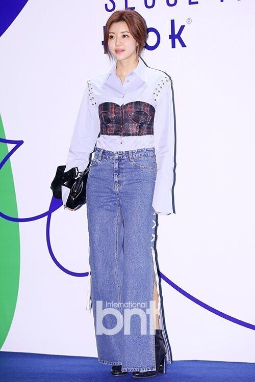 演员朴韩星等出席2017春夏首尔时装周