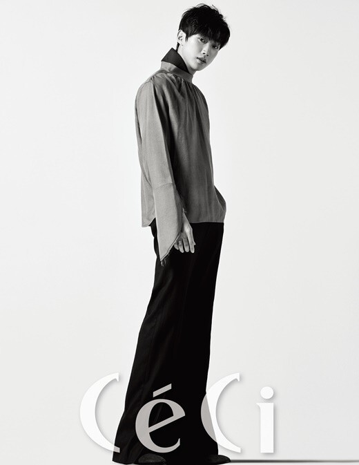 振永为某时尚杂志创刊22周年拍摄的最新画报公开 振永为某时尚杂志创刊22周年拍摄的最新画报公开