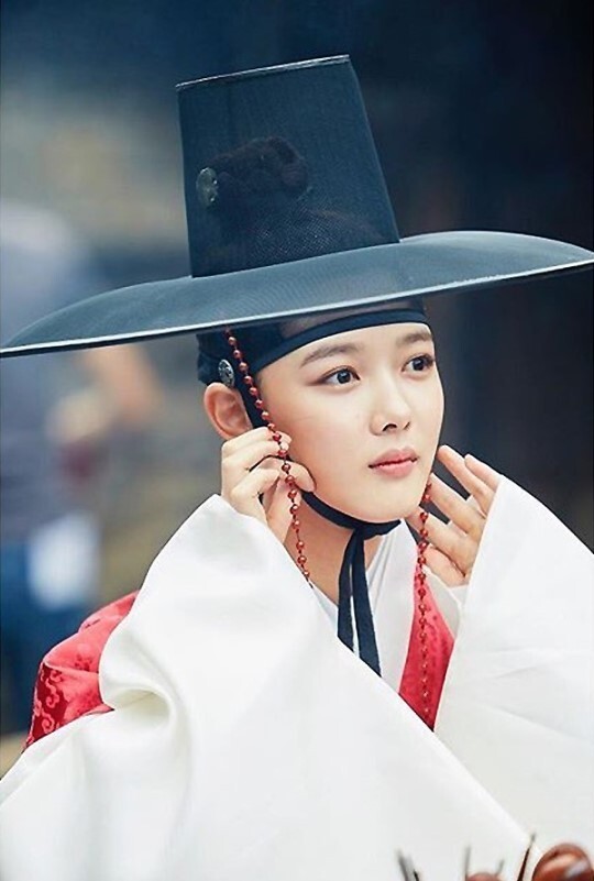 《云画的月光》於本日在官方Instagram上发布了多张照片 《云画的月光》於本日在官方Instagram上发布了多张照片