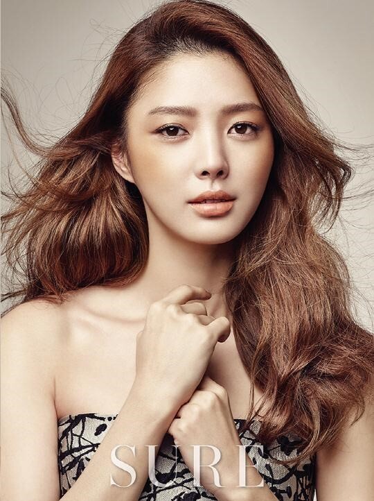 演员严贤璟确定成为综艺节目《Happy Together3》MC