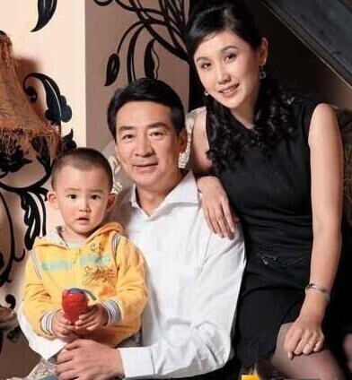 寇振海现任妻子叫什么 寇振海现任妻子叫什么