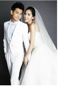 林志颖老婆是谁? 林志颖老婆是谁?