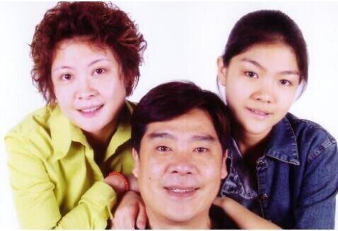 外来媳妇本地郎的大哥阿光吗？女儿都快成为别人媳妇了