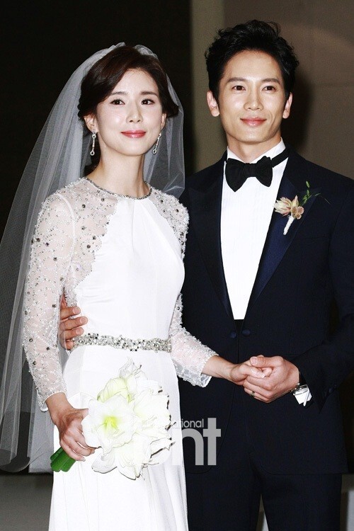 池晟和李宝英以夫妻的名义向首尔大学儿童医院捐赠了一亿韩元