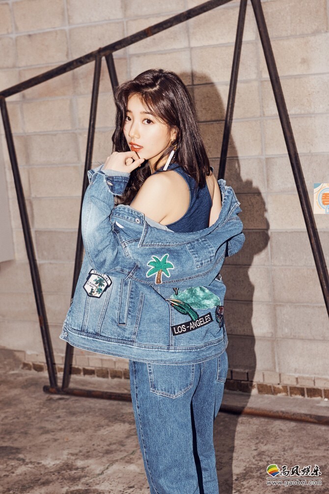 服装品牌盖尔斯(GUESS)携手艺人秀智拍摄的最新写真对外公开