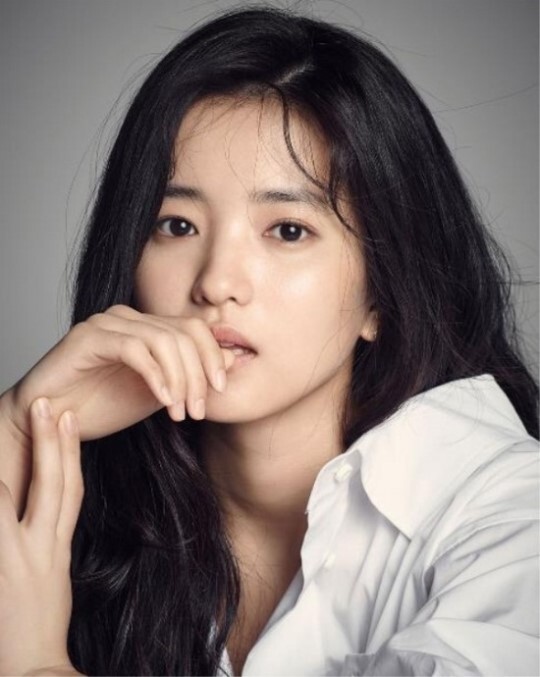 金泰璃将出演根据日本漫画改编的电影《小森林》 金泰璃将出演根据日本漫画改编的电影《小森林》