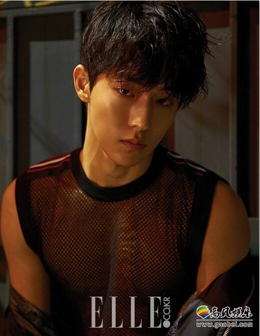 时尚杂志《ELLE》公开了演员南柱赫拍摄的精美写真