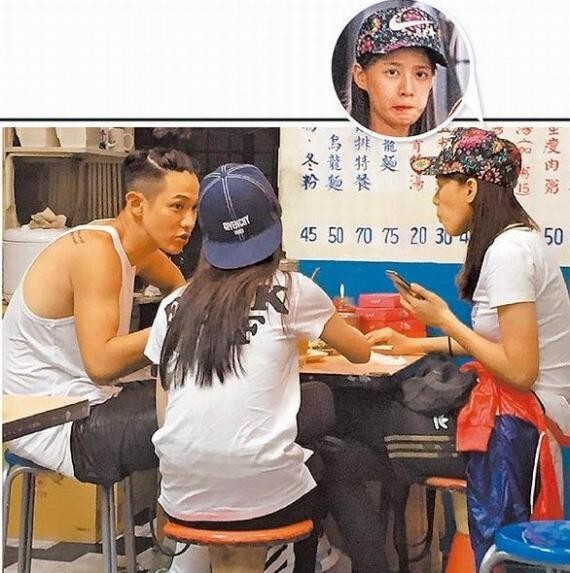 柯震东与李毓芬被拍约会吃宵夜 柯震东与李毓芬被拍约会吃宵夜