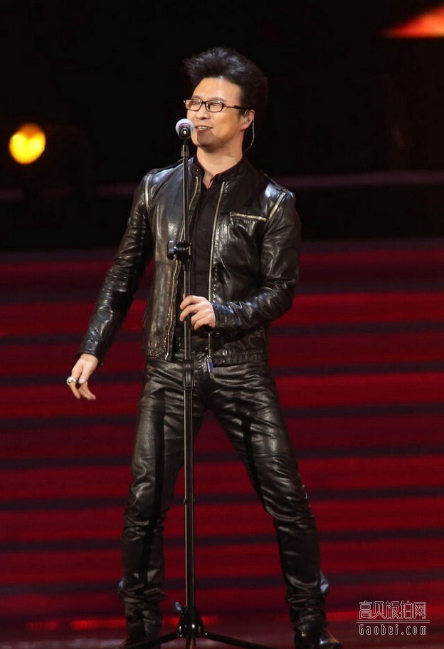 章子怡的老公汪峰资料有吗? 章子怡的老公汪峰资料有吗?