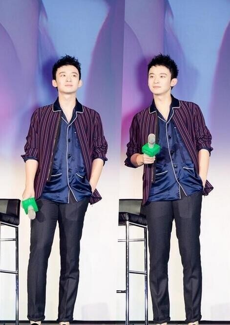 董子健迎来了自己的23岁生日了? 董子健迎来了自己的23岁生日了?