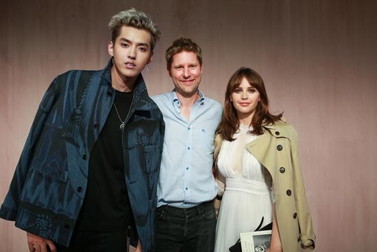 吴亦凡作为唯一一位受邀的亚洲男艺人前往秀场