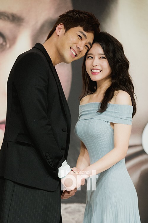 《没有名字的女人》制作发布会在首尔永登浦TimeSquare举行