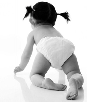 女婴自己爬到13楼,你怎么看 ??? 女婴自己爬到13楼,你怎么看 ???