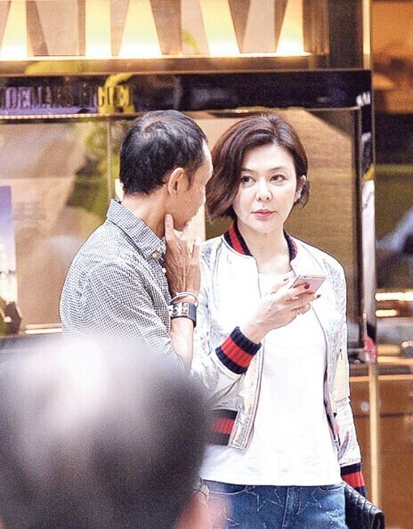 大美人关之琳与形象指导兼好友Johnathan经常结伴出动