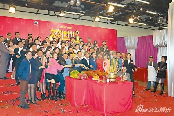 《跨世代》昨天在将军澳电视城举行开机拜神仪式 《跨世代》昨天在将军澳电视城举行开机拜神仪式