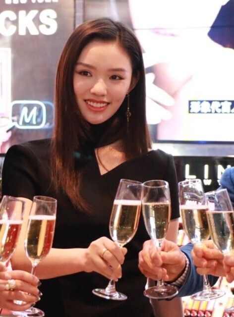 林允牙齿做了烤瓷牙? 林允牙齿做了烤瓷牙?