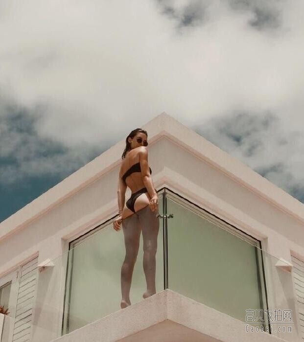 汪峰前妻晒了大尺度照片,跟章真是没的比? 汪峰前妻晒了大尺度照片,跟章真是没的比?