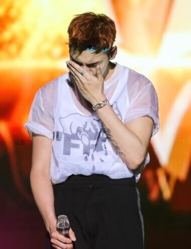 陈伟霆开唱为什么哭到不能自已？