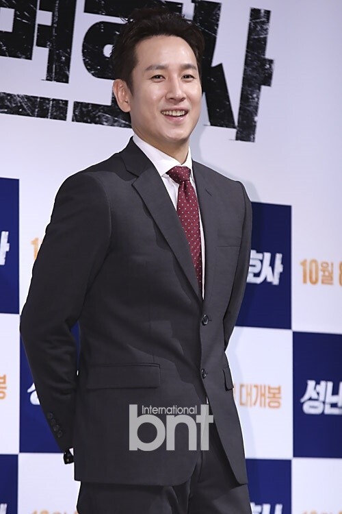 韩国演员李善均确定出演新片《恶霸警察》 韩国演员李善均确定出演新片《恶霸警察》