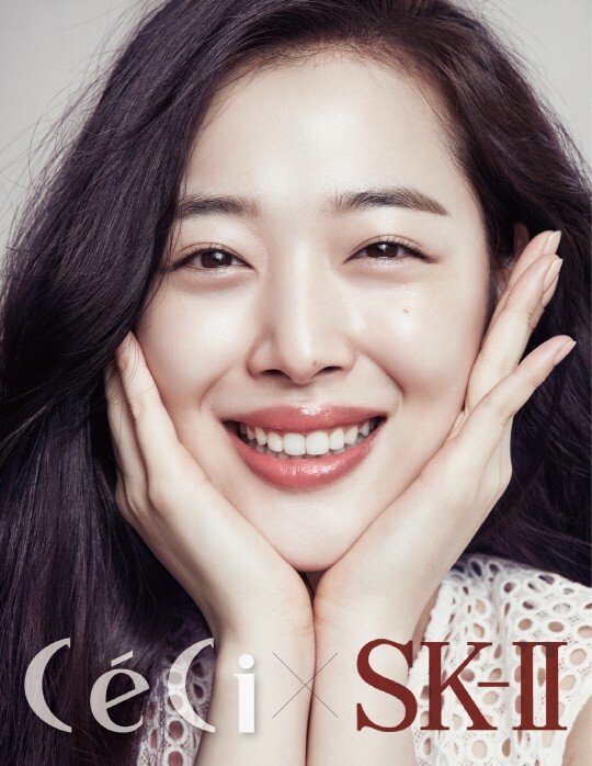 时尚杂志《CeCi》公开了艺人雪莉拍摄的素颜写真 时尚杂志《CeCi》公开了艺人雪莉拍摄的素颜写真