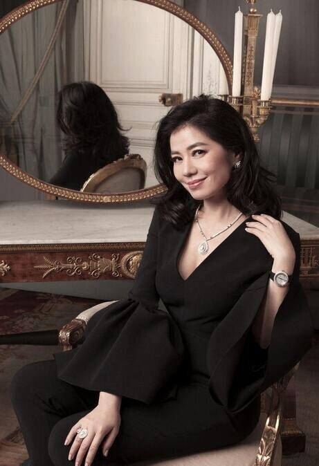 钟楚红高贵华丽出席了品牌活动?