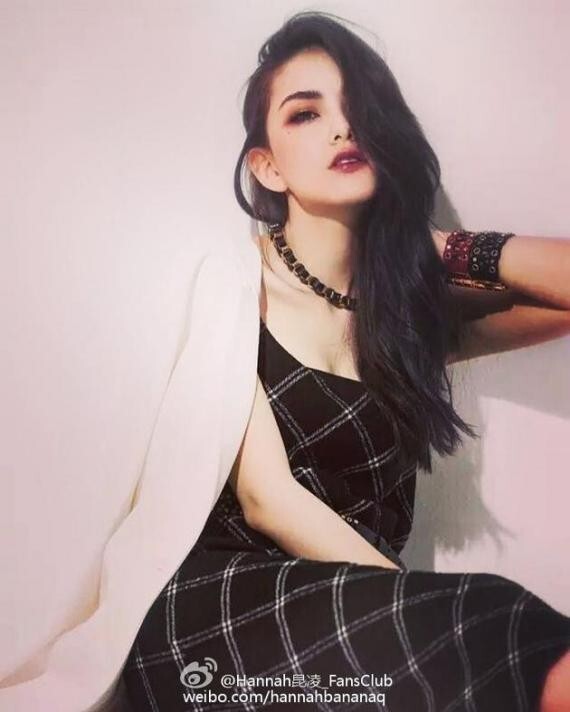 昆凌通过微博曝光一张最新性感美照 昆凌通过微博曝光一张最新性感美照